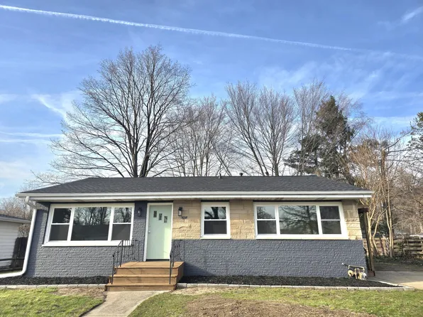 414 Holly Rd, Michigan City, IN 46360