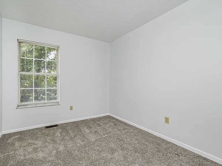 Crescent Village — Photo 10