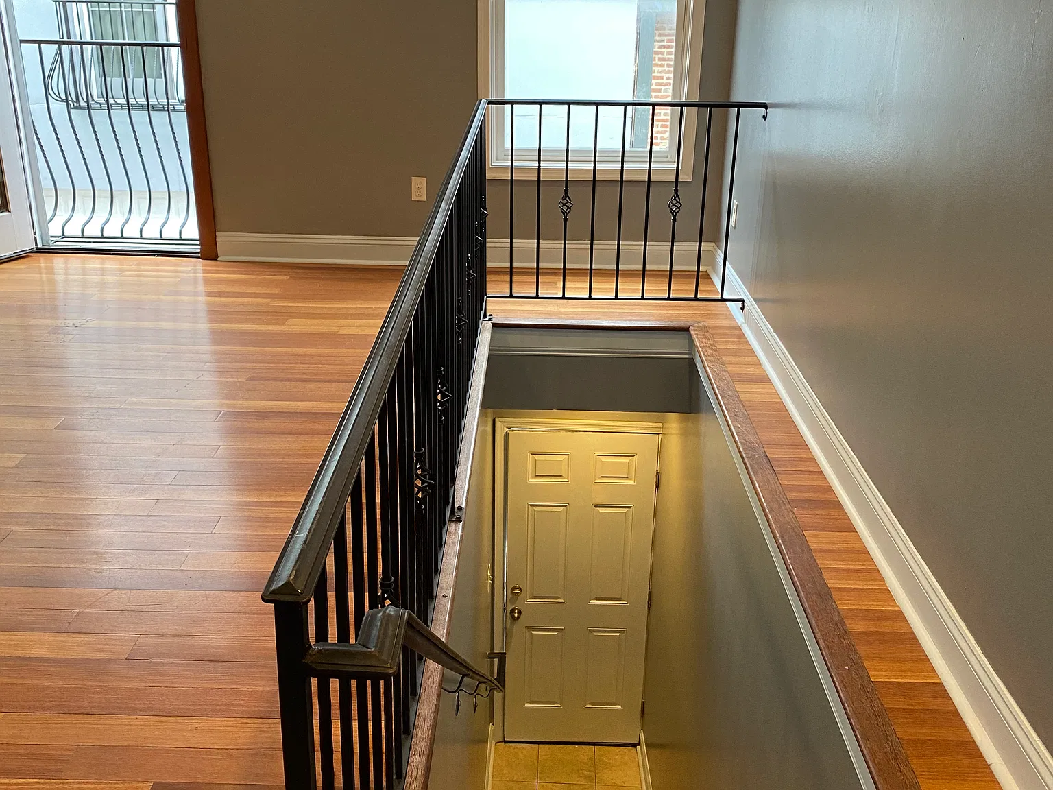 1208 Light St — Photo 4