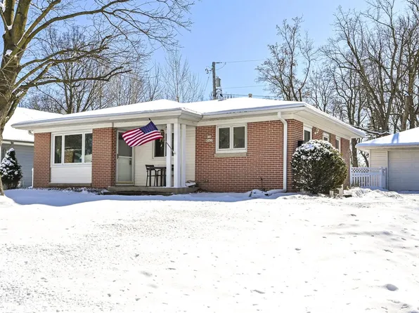 N56W5439 Sunnyside LANE, Cedarburg, WI 53012