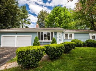 5 Birch Rd, Smithfield, RI 02828