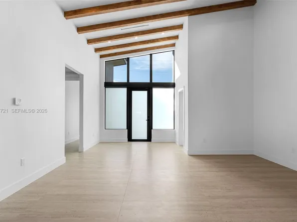 3905 SW 5th St, Miami, FL