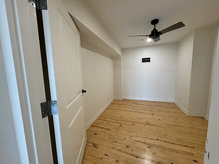 The Marshall Lofts — Photo 38