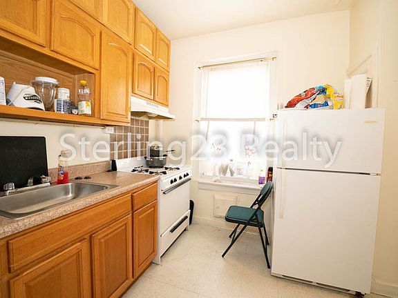5th image of 35-15 34th St #B22