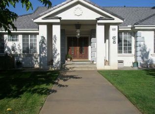 13784 Meadow View Ln, Yucaipa, CA 92399