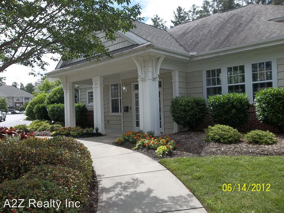 2nd image of 732 Providence Glen Dr