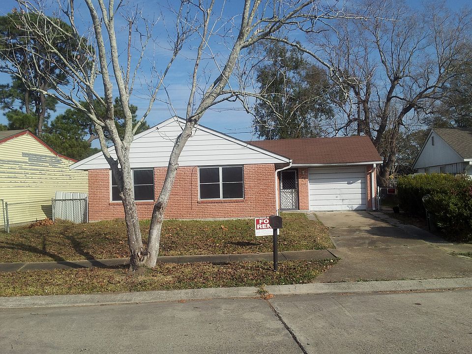 1st image of 144 Dialita Dr