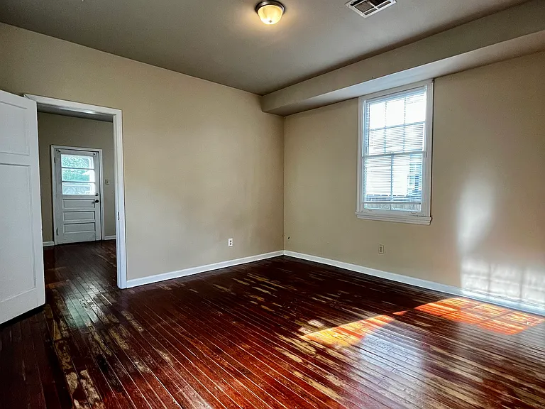 2671 Gladiolus St — Photo 11