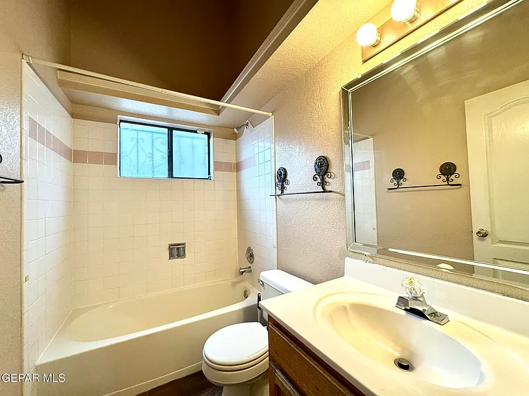 12146 El Greco Cir — Photo 17
