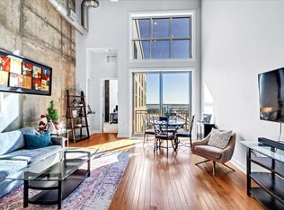 150 Bee St APT 808, Charleston, SC 29401
