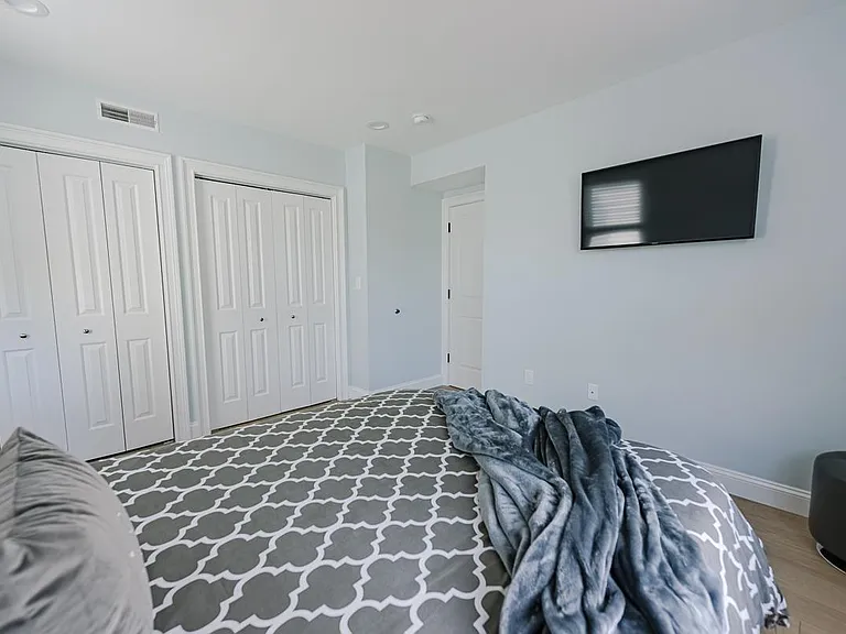 58 Governor St #2 — Photo 7