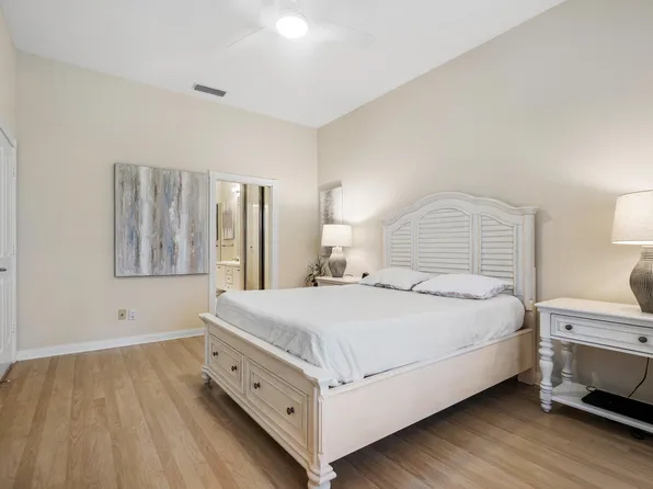 8585 Doverbrook Drive, Palm Beach Gardens, FL 33410