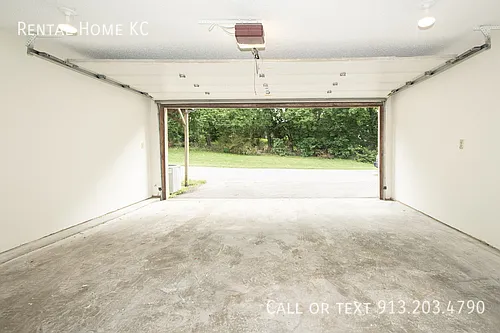 4813 Woodward St — Photo 22