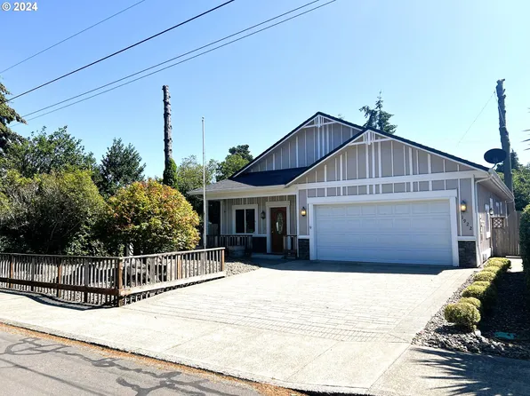 1922 18th St, Florence, OR 97439
