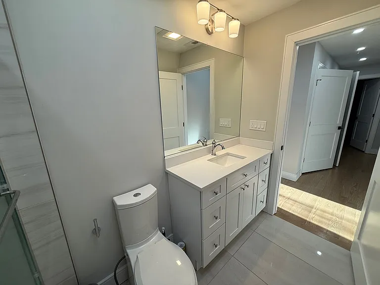 154 Trenton St #3B — Photo 13