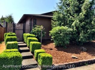 6622 SE Woodstock Blvd, Portland, OR