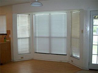 5th image of 106 S Mockingbird Cir