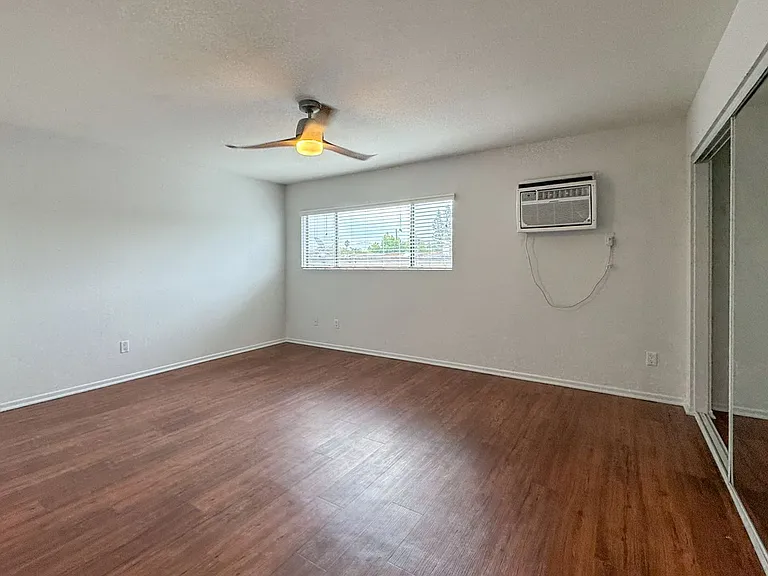 4071 Mclaughlin Ave — Photo 7