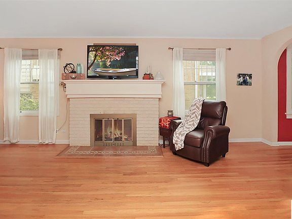 5th image of 3024 Pierce St