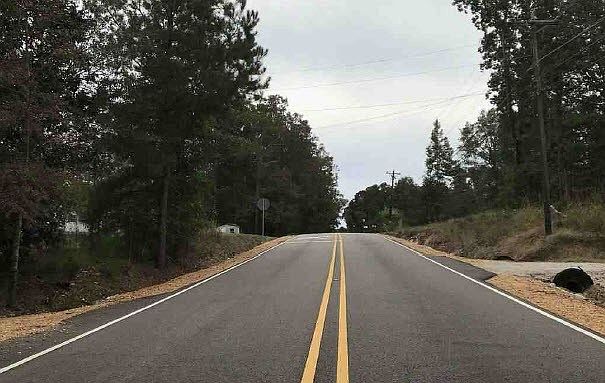 2nd image of 1982 New Hope Rd