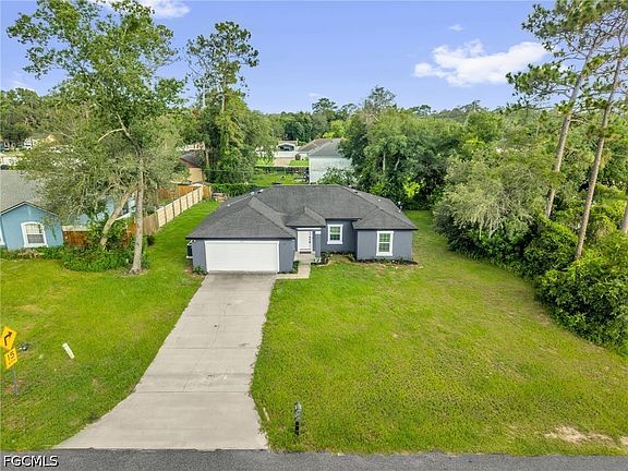 2nd image of 1090 Parnell Ct