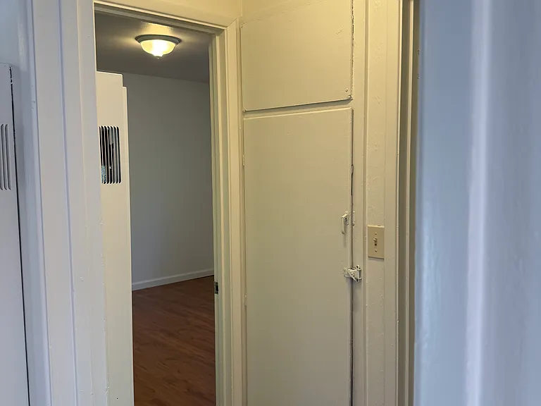 1280 Mastic St #1280 — Photo 12