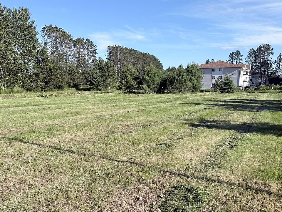 1st image of Tall Pine Ln