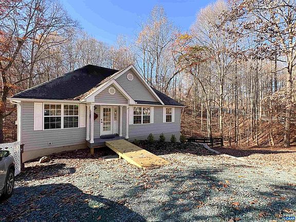 3rd image of 269 Jefferson Dr
