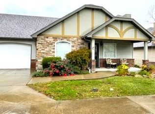 223 N Rechow Ave APT C, Bolivar, MO 65613