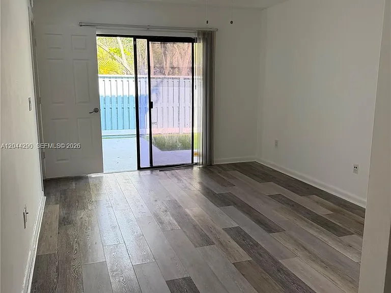1808 Runners Way #1808 — Photo 2