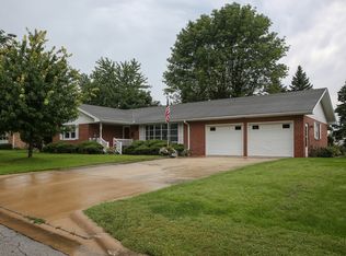 807 Sunset Dr, Dwight, IL 60420