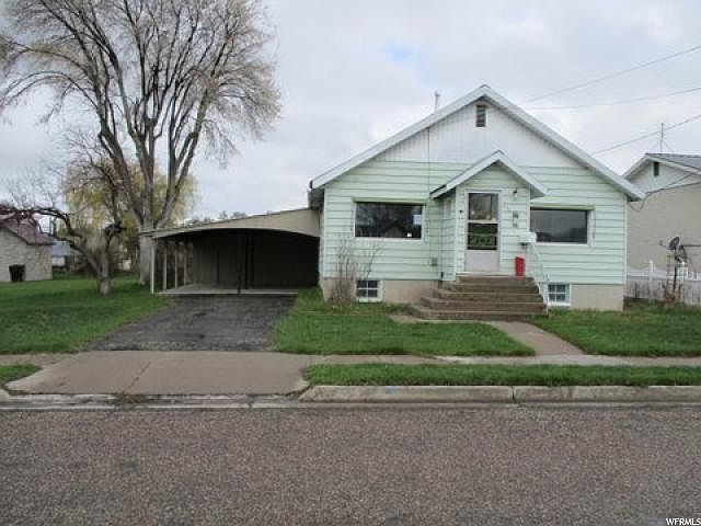 1st image of 251 S 9th St