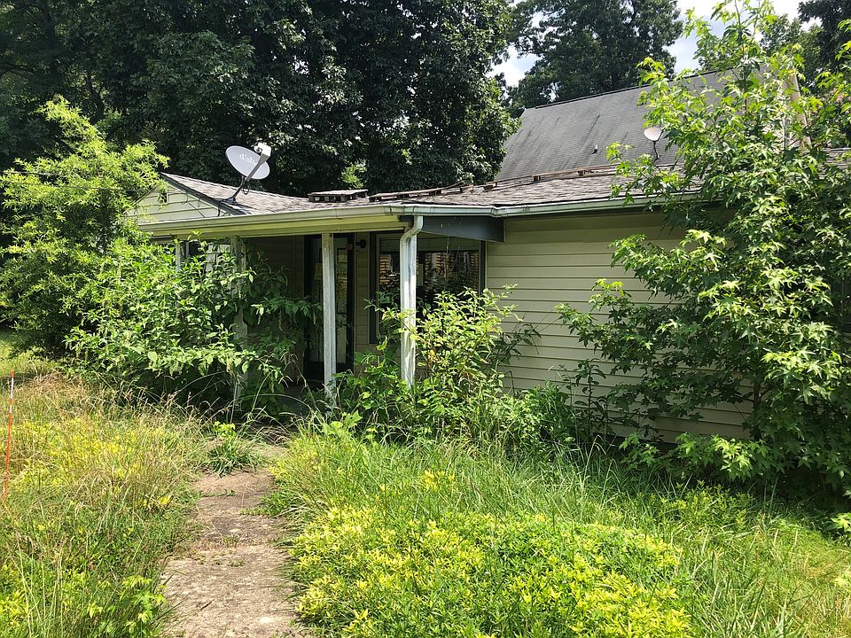1st image of 3704 Murchie St
