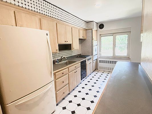 1st image of 75-32 Juniper Blvd S #3