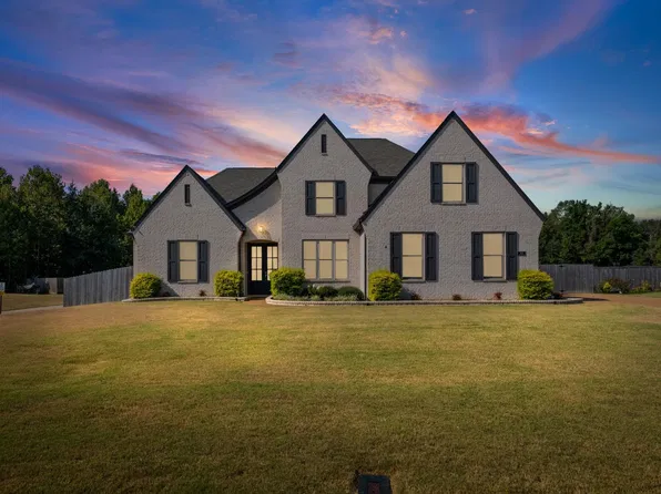 460 Marrietta Dr, Oakland, TN 38060