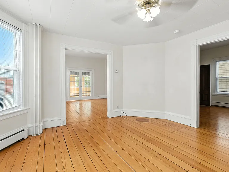 545 Broadway #1 — Photo 17