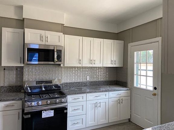 New kitchen cabinets