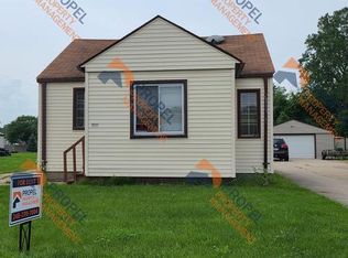 25117 Malvina Ave, Warren, MI 48089