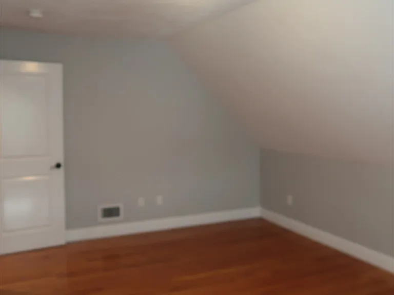 45 Glenwood St #3 — Photo 21