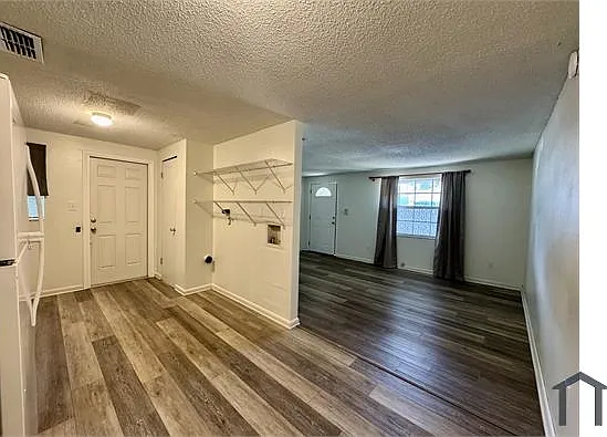 1004 Melrose St #1004 — Photo 11