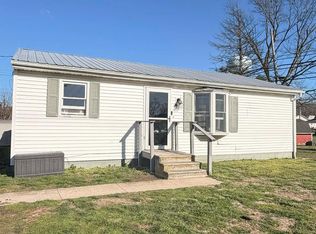 104 N West St, Piketon, OH 45661