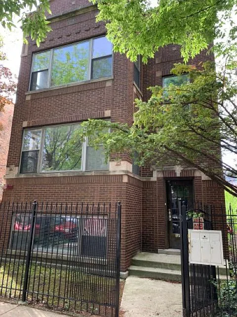 Building Photo - 2105 W Huron St #GARDEN