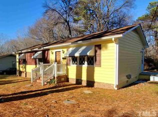 649 Charles St, Henderson, NC 27536