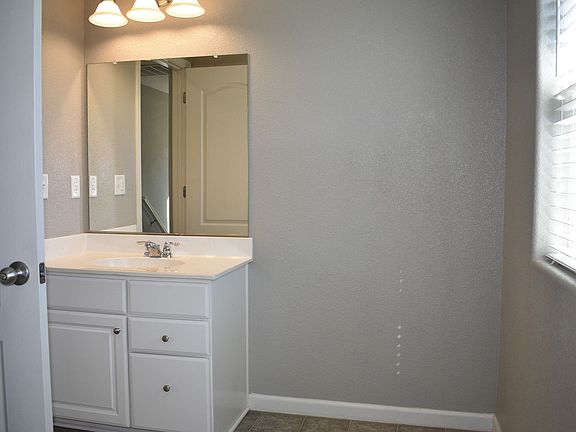 4th image of 8137 Astaire Ln