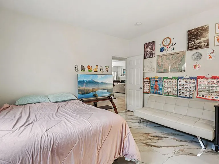 1222 Palmas Rdg — Photo 32