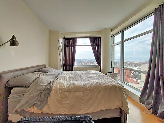 Rented by R New York | media 5