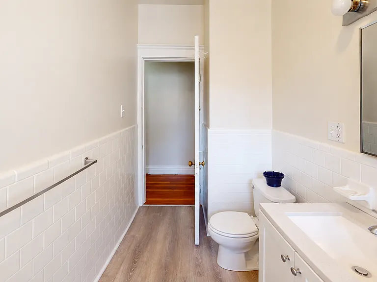 57 Strathmore Rd #6 — Photo 17