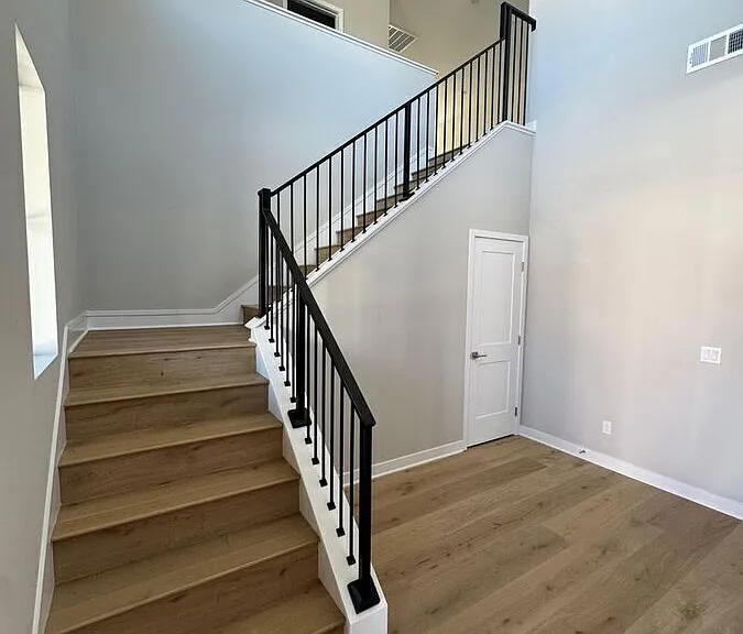 1364 Amanda Ln — Photo 6