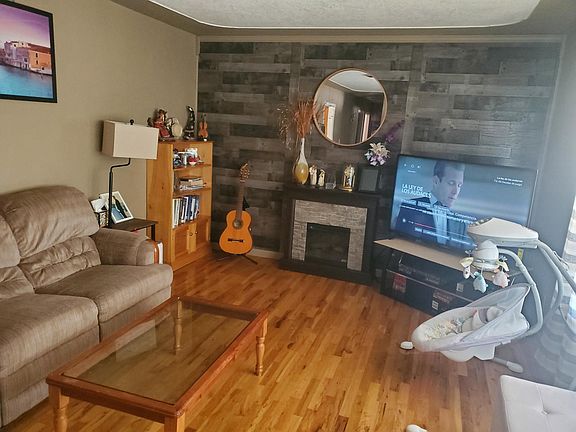 3rd image of 2918 Gum St