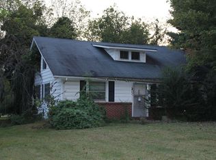 218 Simpson Mill Rd, Mount Airy, NC 27030